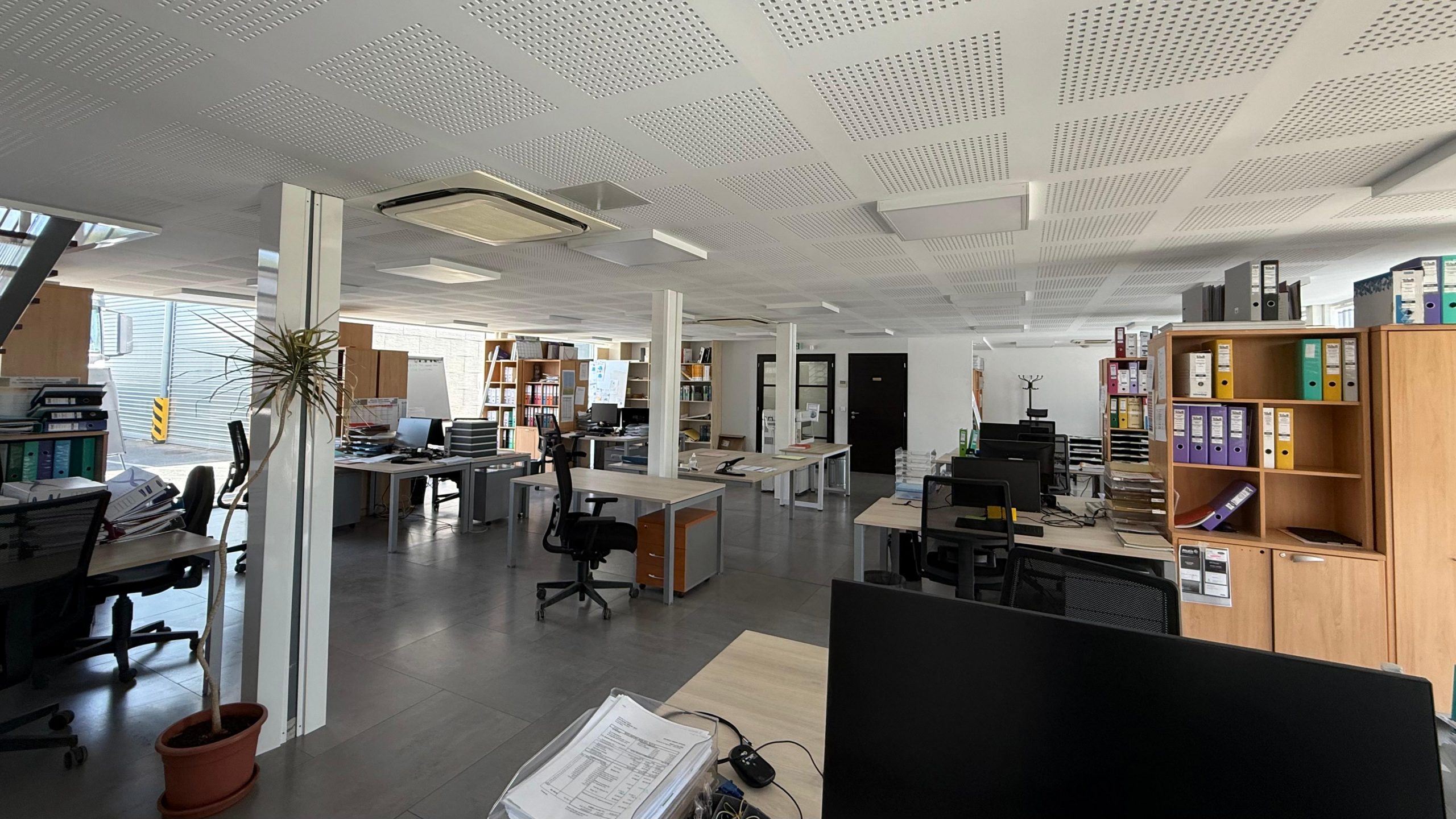 bureau conducteur travaux T.L.S Toulesols